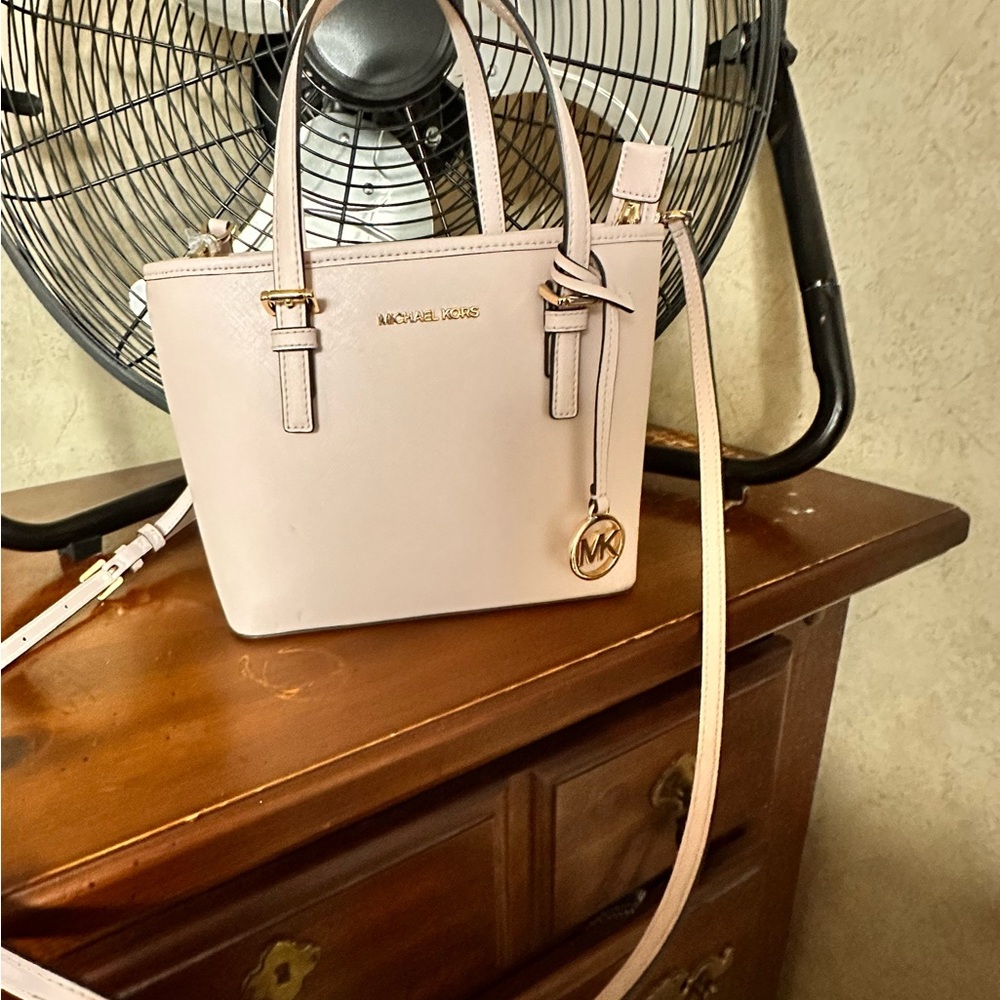 MICHEAL KORS Powder Blush Purse and Wallet